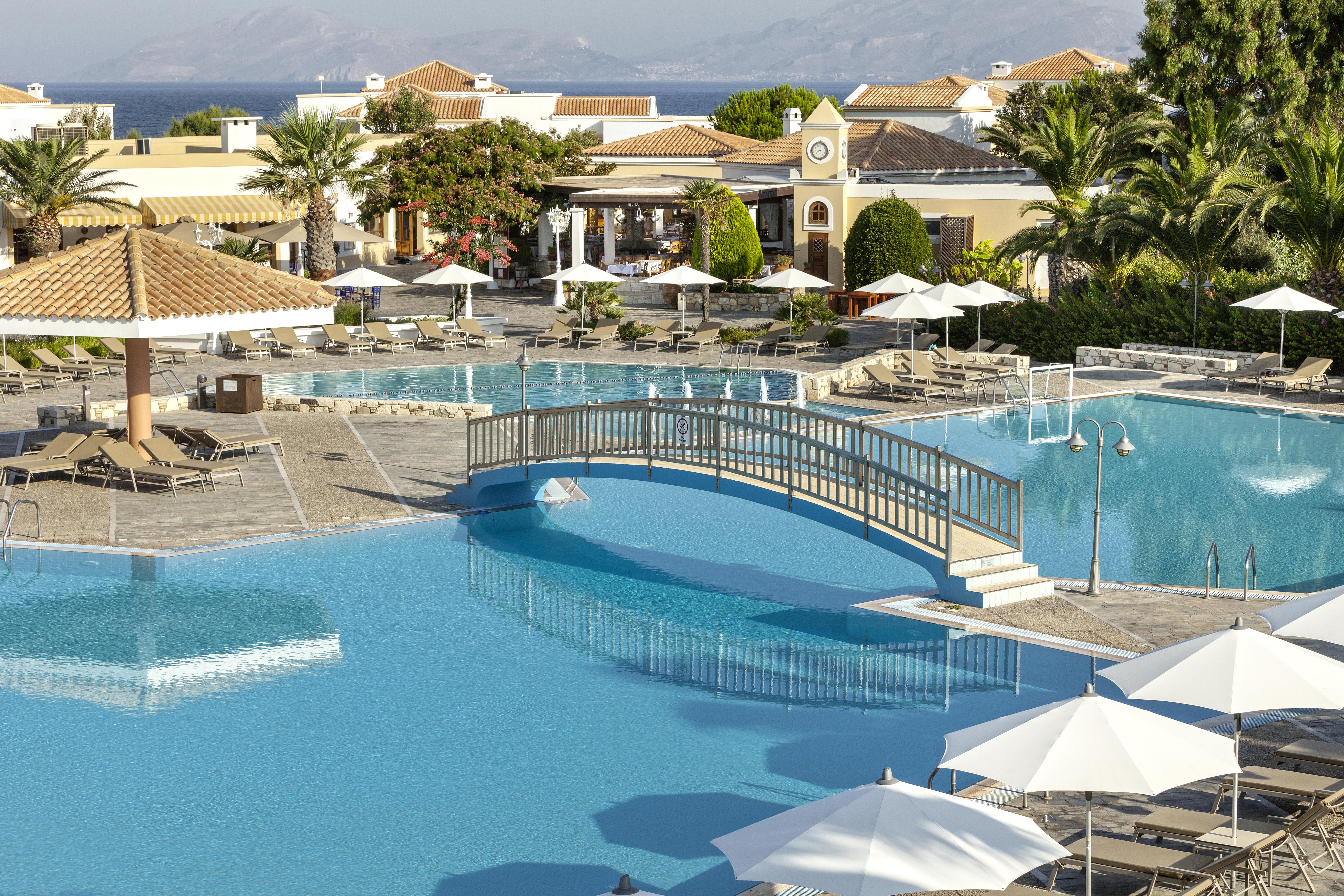 Neptune Luxury Resort Masztihári Kültér fotó
