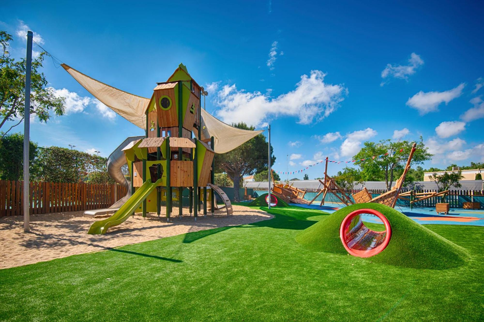 Neptune Luxury Resort Masztihári Kültér fotó